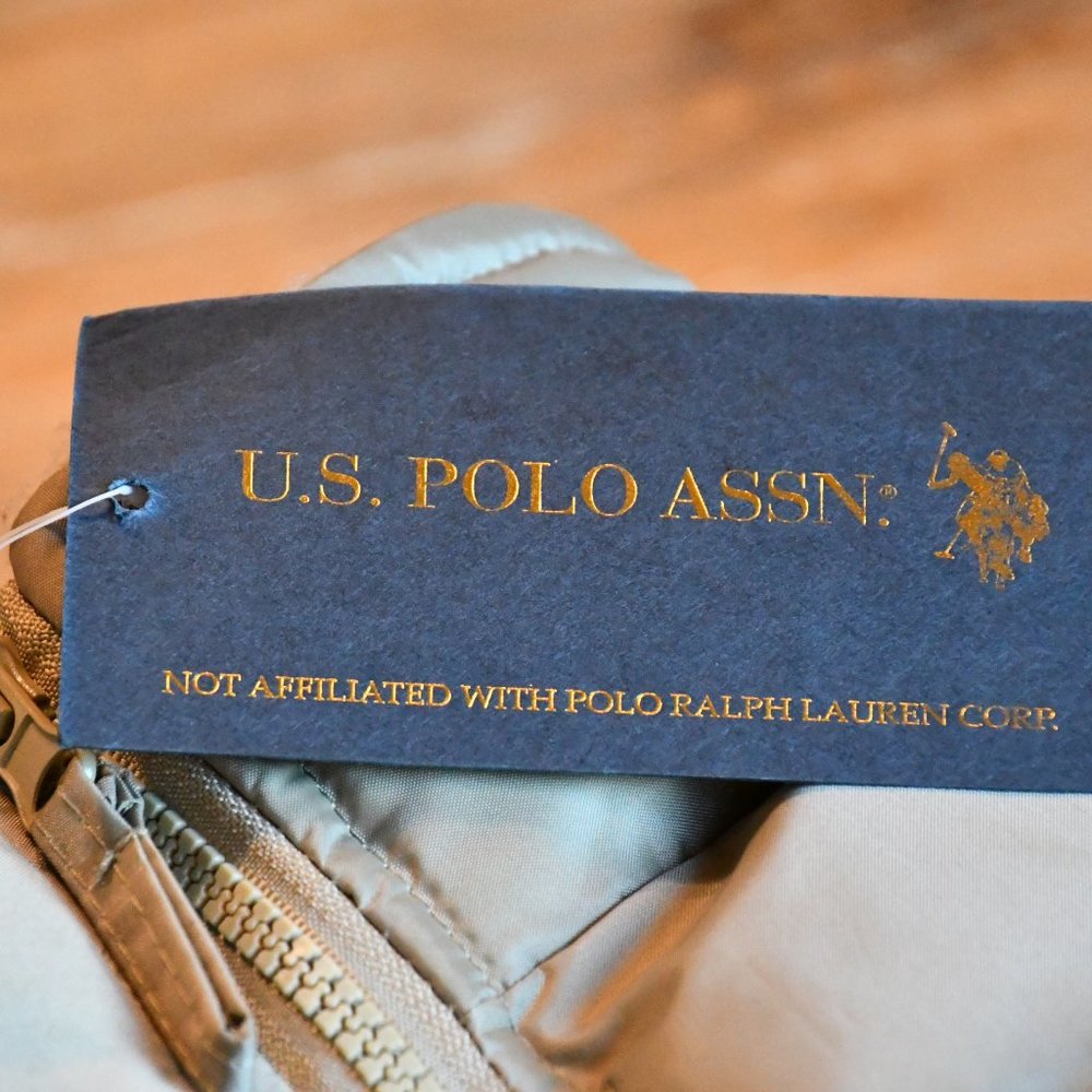 NEW U.S. POLO ASSN. TAN VEST - Picture 4 of 4